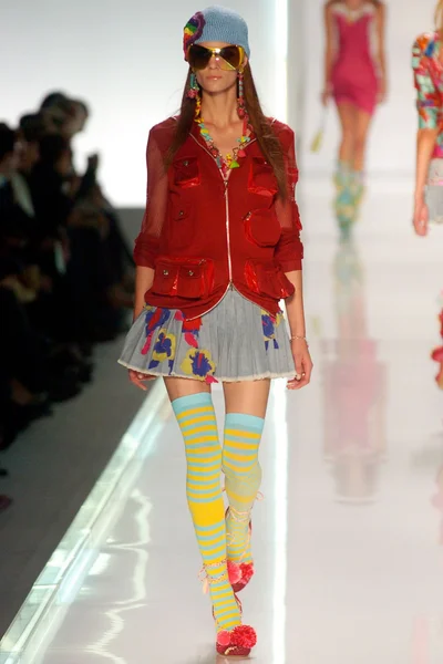 Look 24